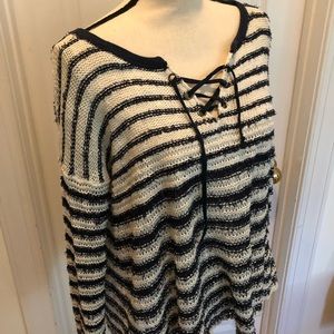 🌿FREE PEOPLE🌿 STRIPED LACE UP SWEATER